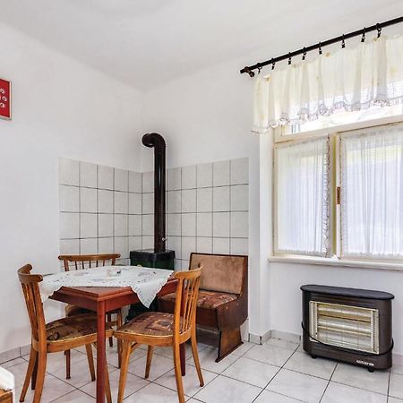 1 Bedroom Beautiful Apartment In Bakar Esterno foto